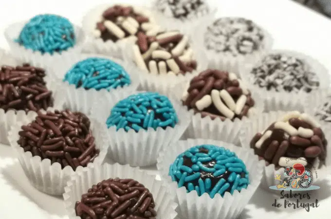 #BlueMondayProof Recept voor brigadeiros | SaboresDePortugal.nl Brigadeiros | SaboresDePortugal.nl