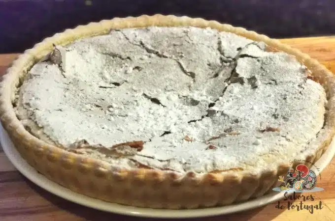 Torta de grão de bico - Portugees recept voor kikkererwtentaart | SaboresDePortugal.nl Torta de grão de bico - Portugees recept voor kikkererwtentaart | SaboresDePortugal.nl