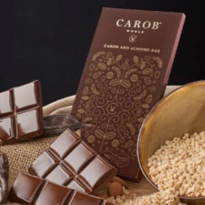 Carob World - Alfarroba e Amêndoa Bar Johannesbroodreep met Amandel | SaboresDePortugal.nl